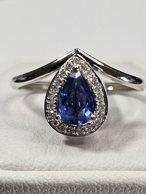 14k Certified White Gold Sapphire and Diamond Cocktail/Engagement Ring.